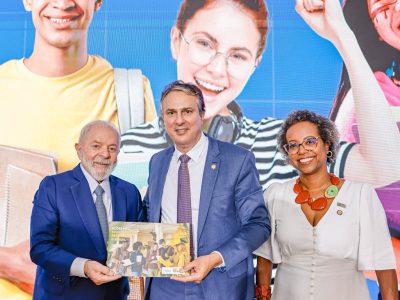 Ensino médio: Pé-de-Meia dará R$ 2 mil por ano a alunos de baixa renda