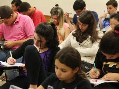 Caixa publica editais para concursos somando mais de 4 mil vagas disponíveis