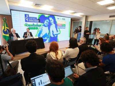 Brasil avança em creches e tempo integral e tem desafio na evasão