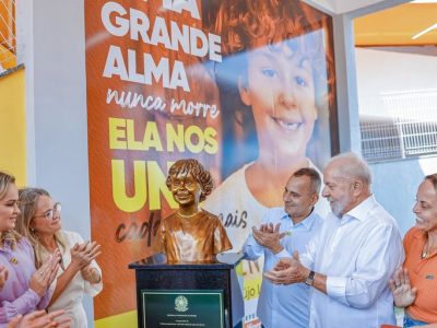 Presidente Lula se emociona ao inaugurar escola com nome do neto Arthur