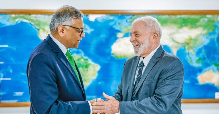 Presidente Lula recebe executivo do grupo indiano Tata Sons