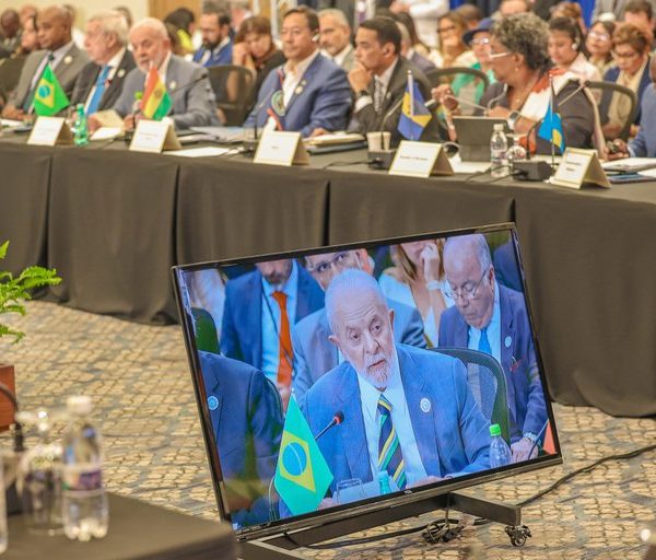 Na CELAC, Lula exalta potencial de latino-americanos e caribenhos como bloco integrado