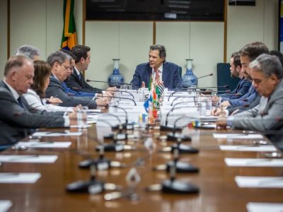 Governo apresenta programa para ampliar matrículas no Ensino Médio Técnico e reduzir juros de dívidas dos estados