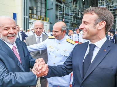 Lula recebe Macron em Brasília no último dia da visita do líder francês ao Brasil