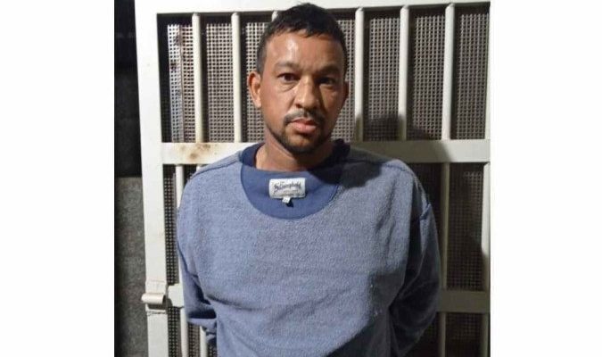 A PCDF divulgou a foto do pastor por acreditar que possa haver outras vítimas. Qualquer denúncia pode ser feita pelo número 197, da Polícia Civil.