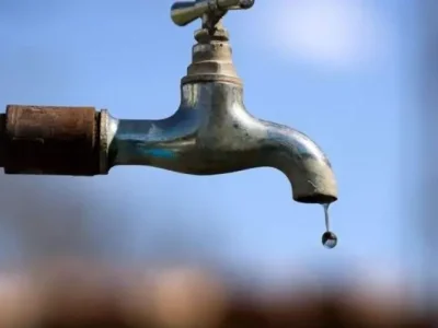 Moradores atingidos pelas chuvas no Sul do ES não vão pagar conta de água em abril