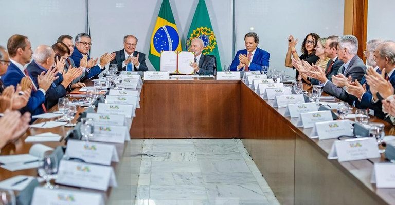 Presidente sanciona lei para modernizar parque industrial brasileiro