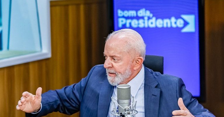 Redução da jornada de trabalho deve voltar à pauta do Senado em 2024 Fonte: Agência Senado