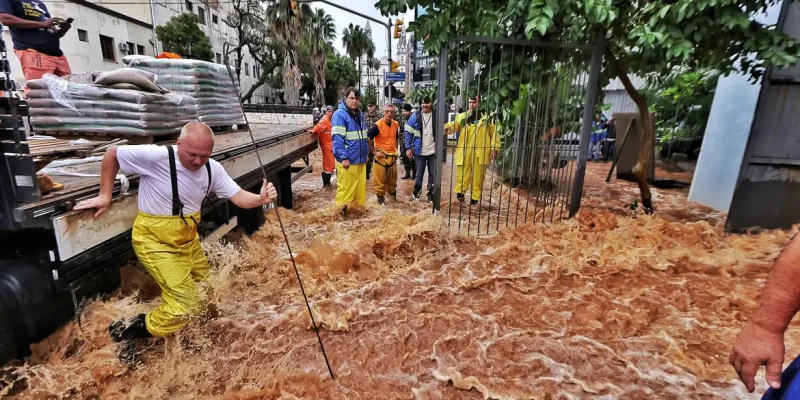 Contabiliza meio milhão de pessoas afetadas pelas chuvas