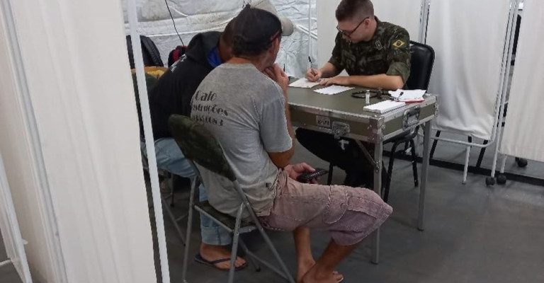 Hospital de Campanha começa a atender população afetada pelas enchente no Rio Grande do Sul