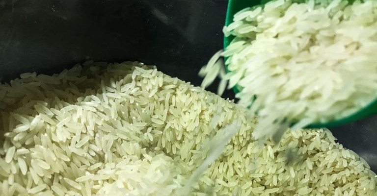 Governo Federal zera tarifa de importação de arroz para garantir abastecimento
