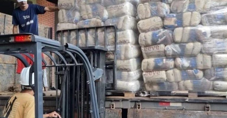 Começa distribuição de 52 mil cestas de alimentos à população afetada pelas enchentes no Rio Grande do Sul