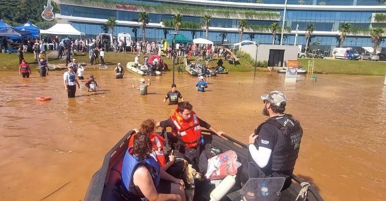 Número de resgatados no Rio Grande do Sul sobe para 46 mil
