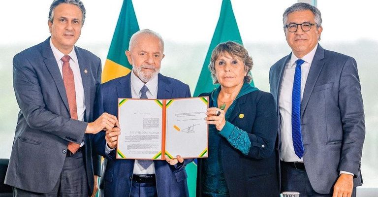 Presidente Lula sanciona lei que incentiva desenvolvimento e aprendizagem de crianças entre 0 e 3 anos