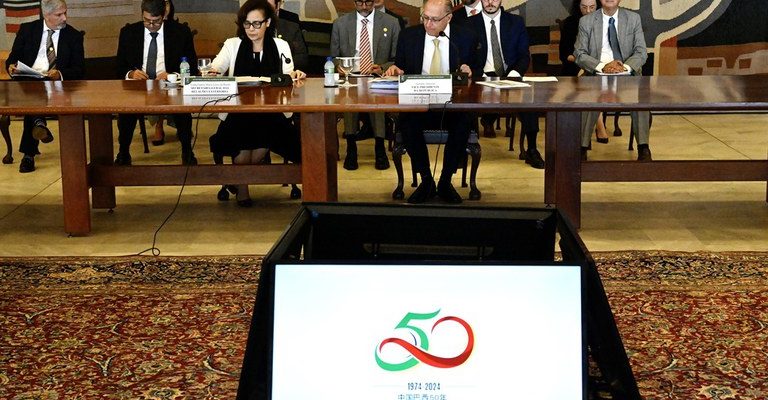 Alckmin lidera comitiva de ministros em viagem à Arábia Saudita e China