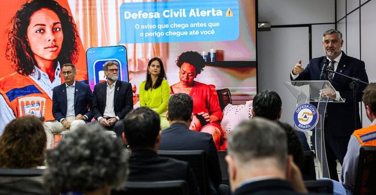 Governo Federal lança “Defesa Civil Alerta”, novo sistema de envio de alertas de desastres