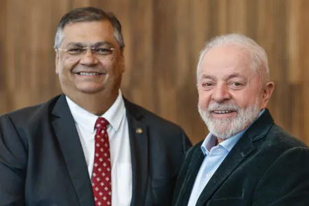 Congresso deve reagir contra governo Lula após decisão de Dino