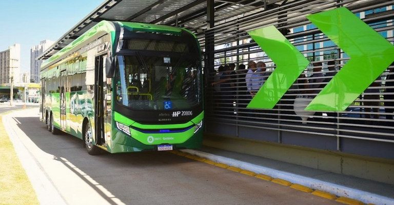 Governo Federal entrega BRT em Goiânia e anuncia investimentos no MCMV e em todas as etapas da educação goiana