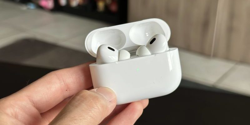 Apple: AirPods Agora Desempenham Função de Aparelho Auditivo