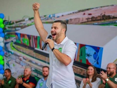 ELEIÇÕES 2024Wanderson Bueno é reeleito prefeito de Viana