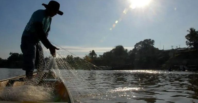 Pescadores e aquicultores serão indenizados pelo rompimento da Barragem do Fundão (MG)