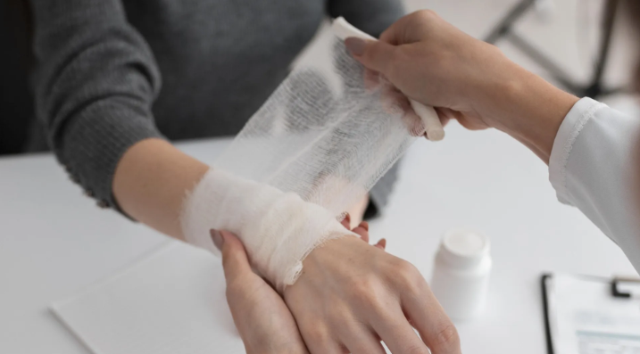 Automutilação: Compreenda os Fatores Subjacentes e Descubra Como Buscar Assistência