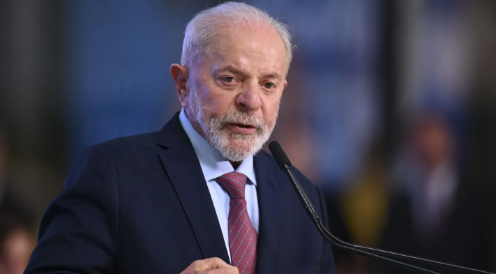 “É imperativo que se retire de outrem”, afirma Lula a respeito da taxação de milionários com o intuito de incrementar a isenção do Imposto de Renda.