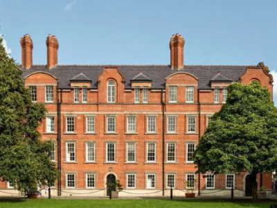 Oportunidade Excepcional de Pós-Graduação na Irlanda: Inscrições Abertas para Bolsa no Trinity College Dublin