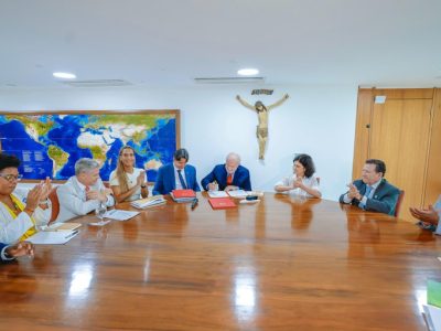 Presidente Lula assina decretos que desapropriam áreas para quilombos