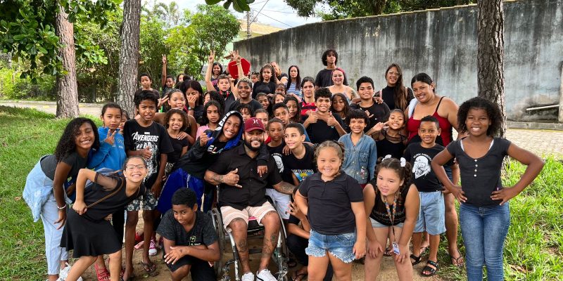 Instituto IDE Soluções Sociais: Um Abraço que Transforma Vidas