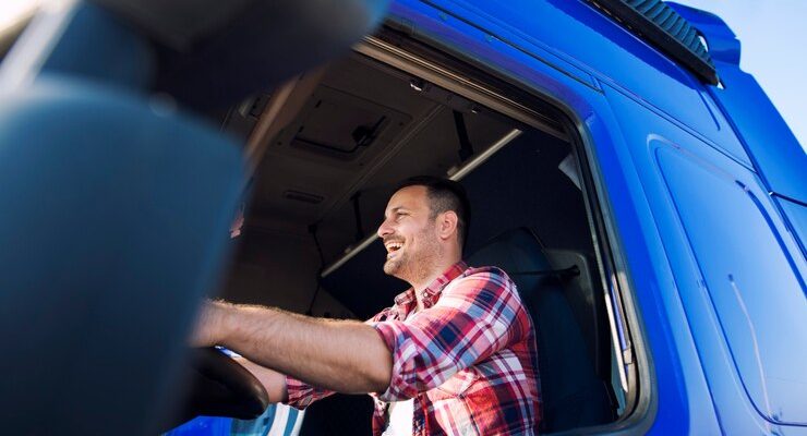 A Importância do Seguro de Caminhões para Empresas de Transporte