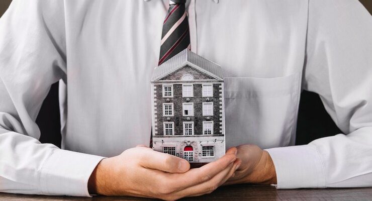 Mercado Imobiliário e o Perfil do Comprador: A Influência das Decisões de Aquisição Mercado Imobiliário e o Perfil do Comprador: A Influência das Decisões de Aquisição