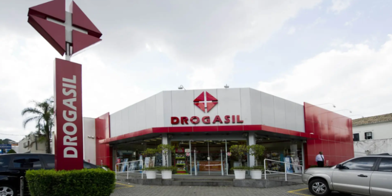 RD Saúde revisa para cima a previsão de inaugurações de lojas em 2025