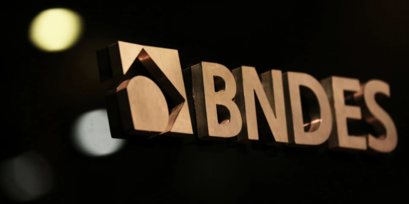 BNDES outorga mais R$ 200 milhões em financiamento à empresa de “carro voador” da Embraer