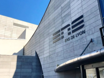 Mestrado na França: Prestigiada Universidade Oferece Bolsas Mensais de Mil Euros