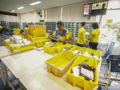 Empregados dos Correios já receberam 13º salário