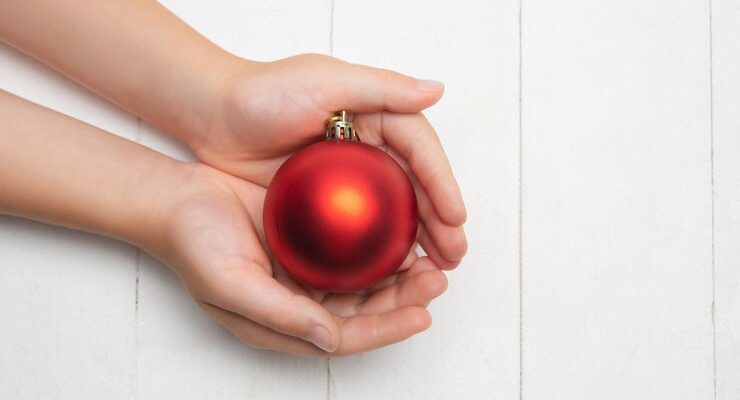Gestos que fazem a diferença: como praticar a solidariedade neste Natal