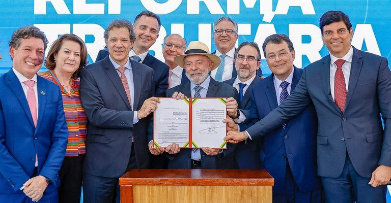 Nova política tributária simplifica a cobrança de tributos, estimula investimentos no país e oficializa a isenção total de impostos para itens da cesta básica nacional