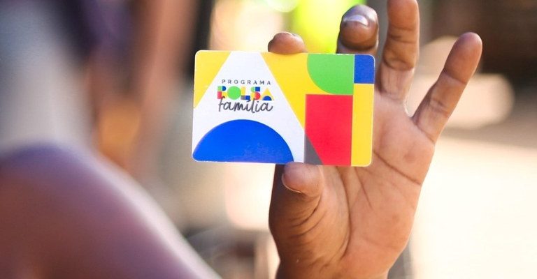 Bolsa Família reduz mortalidade de beneficiários com transtornos mentais