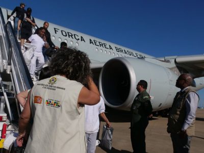 Governo Federal recebe novo voo com repatriados dos EUA