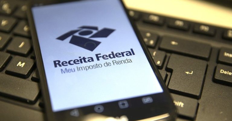 Nova tabela do Imposto de Renda começa a valer em maio. Veja o que muda