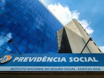 INSS começa a devolver aos aposentados mensalidades associativas