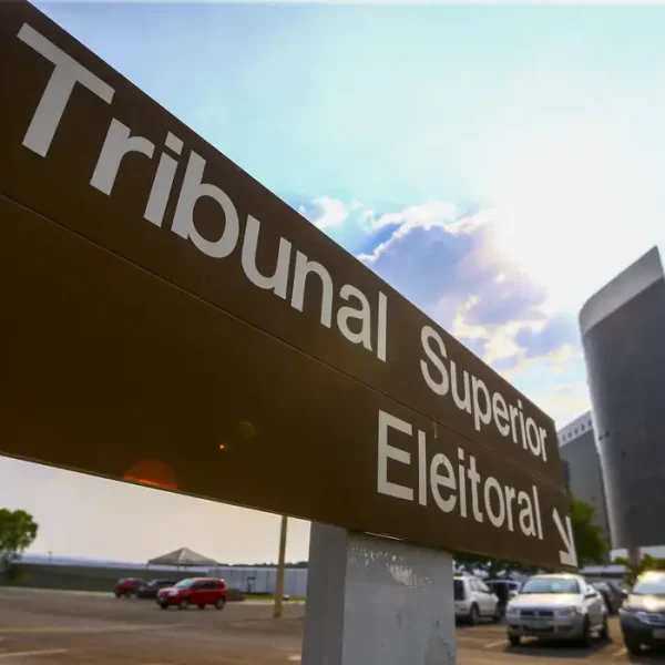 Nunes Marques suspende decisão do TRE que afastou prefeito de Barueri