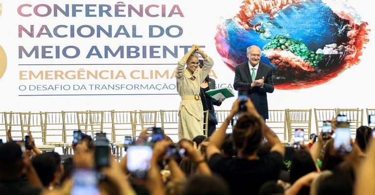 Retrato de ampla participação social, Conferência Nacional do Meio Ambiente é aberta em Brasília