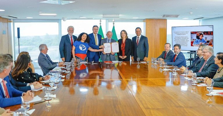 Governo Federal regulamenta Nova Política de Educação a Distância