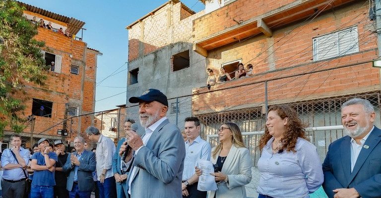 Lula na Favela do Moinho (SP): “Vocês estão sob os cuidados do Governo Federal e nós vamos respeitá-los