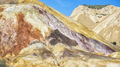 Brasil tem 2ª maior reserva de terras raras do mundo, mas ainda engatinha na exploração; veja os entraves
