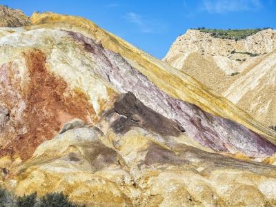 Brasil tem 2ª maior reserva de terras raras do mundo, mas ainda engatinha na exploração; veja os entraves