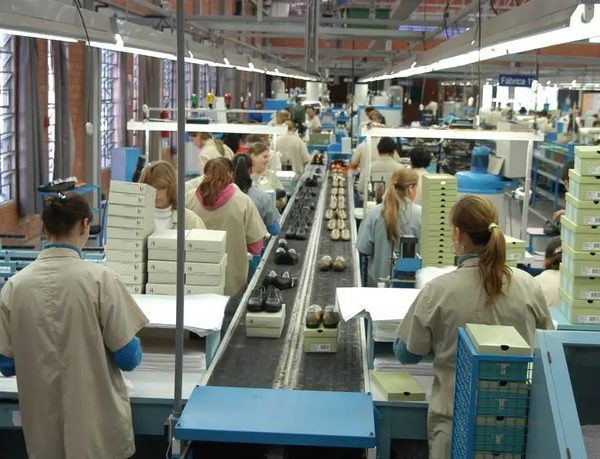 Presidente Lula sanciona Programa Acredita Exportação para desonerar e ampliar exportações de Micro e Pequenas Empresas