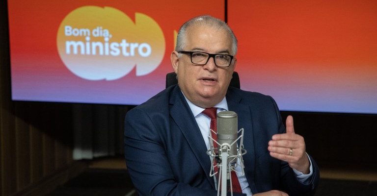 “Pequenos empreendedores não exportam tanto quanto deveriam”, diz Márcio França no Bom Dia, Ministro